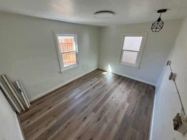 Photo - 312 Peach Ave