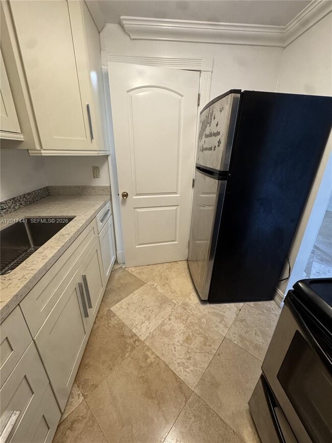 Photo - 1407 NE 56th St Unidad 316