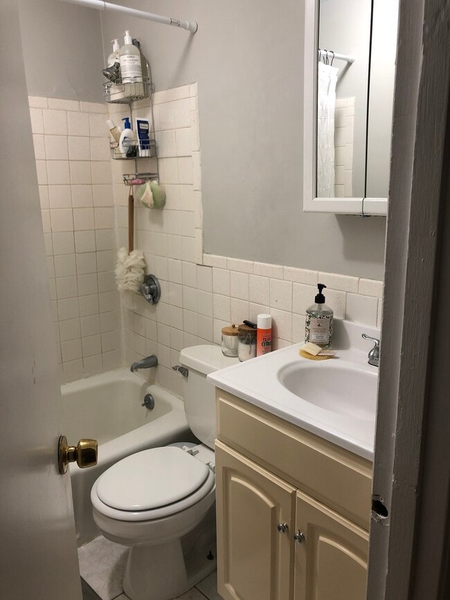 Photo - 33 Garden St Unit 4