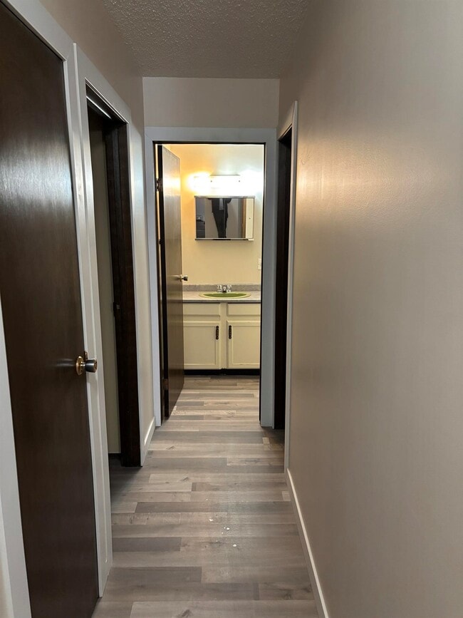 Photo - 2 Bed 1 Bath Unit in Grande Cache, AB Unit 205