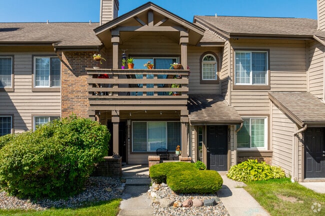 Photo - Pointe Inverness