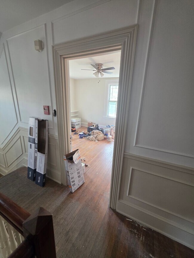Photo - 1858 Guernsey Ave Unit Apt. #1