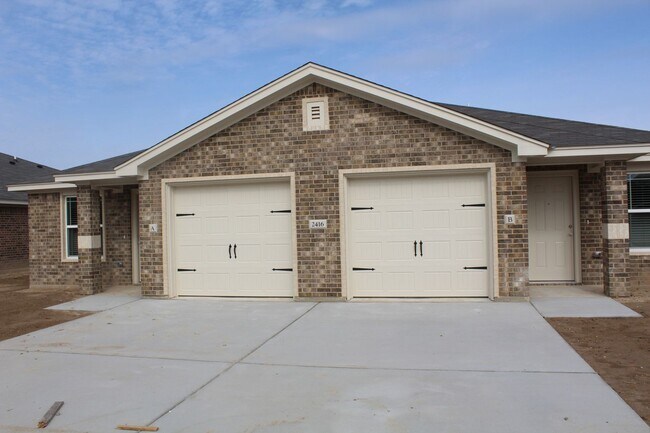 Photo - 2420 FM 1113 Unidad B - 2420