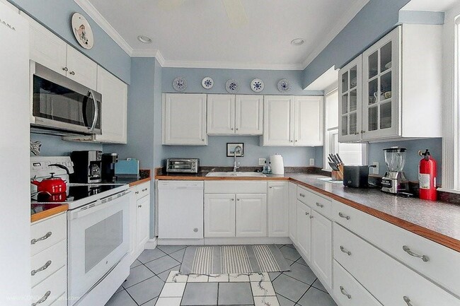 Photo - 51 Powel Ave