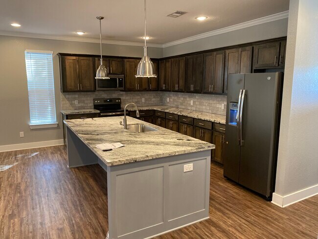 Photo - 1401 Speight Ave