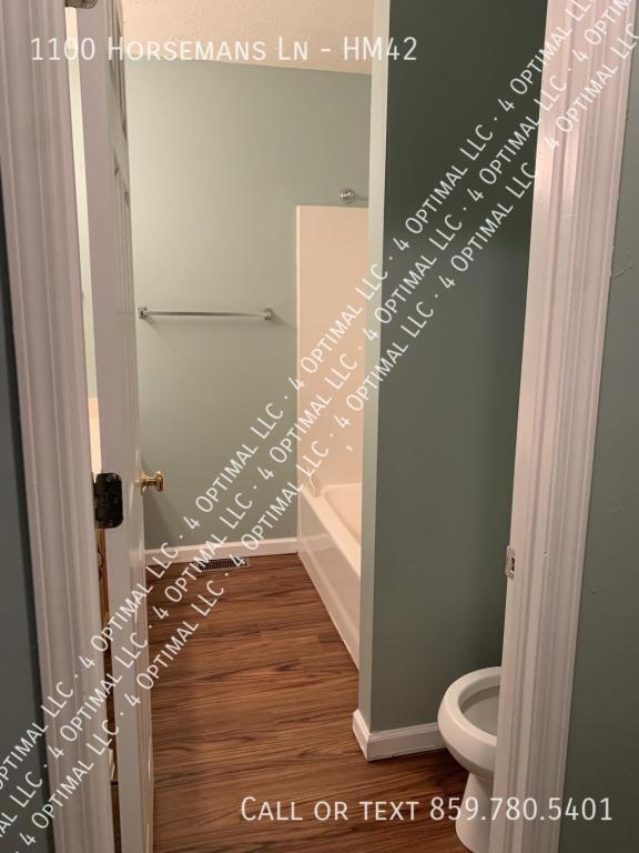 Photo - 1100 Horsemans Ln