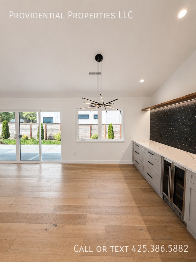 Photo - 8320 NE 148th Pl