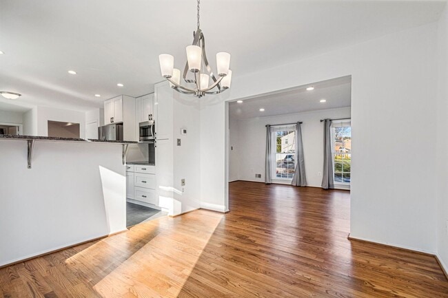 Photo - 17020 Briardale Rd