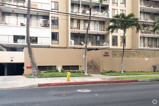 Photo - 250 Ohua Ave