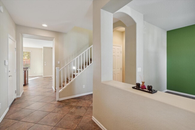 Photo - 18815 E Swan Dr
