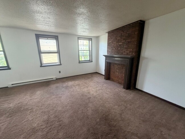 Photo - 357 Monroe St Unit Apt 2