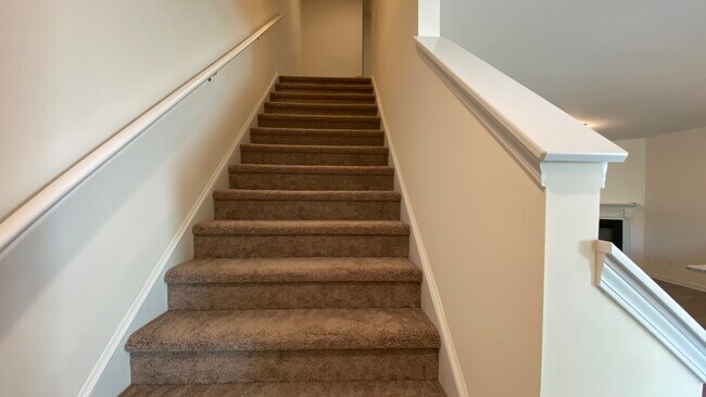 Photo - 212 Centennial Cir