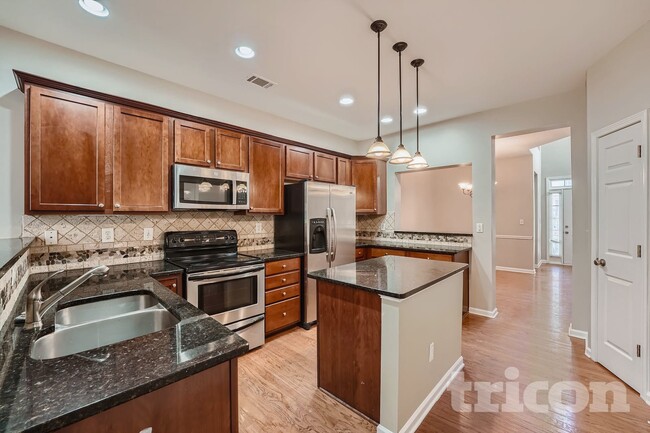 Photo - 2748 Pierce Brennen Ct NE