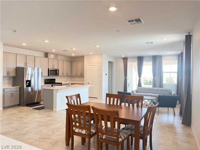 Photo - 3618 Tondela Ln