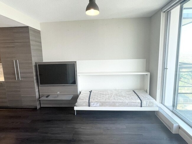 Photo - 13398-13104 104 Ave Unit 35**