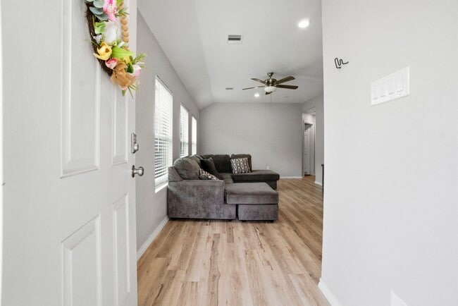 Photo - 11036 N Lake Mist Ln