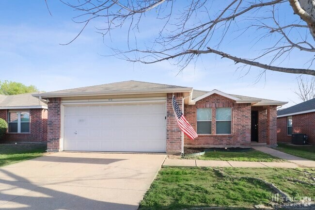 Building Photo - 4112 Gray Fox Dr Rental