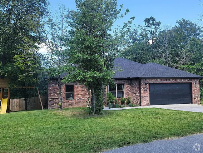 Building Photo - 17 Fountainhill Dr Rental