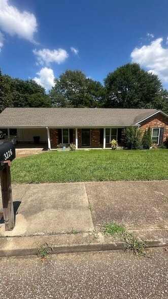 Building Photo - 3226 Sycamore View Rd Rental