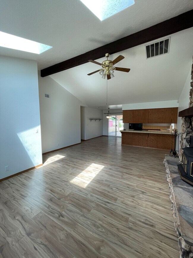 4751 Scott Way
