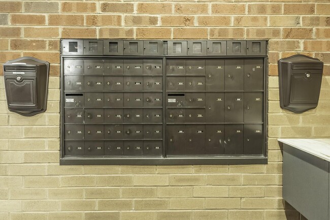 Photo - 505 E Huron St Unidad 707