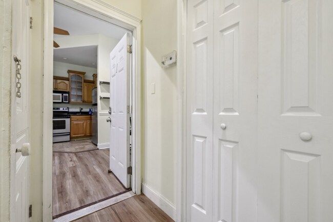 Photo - 1520 McCulloh St Unit Apt 1