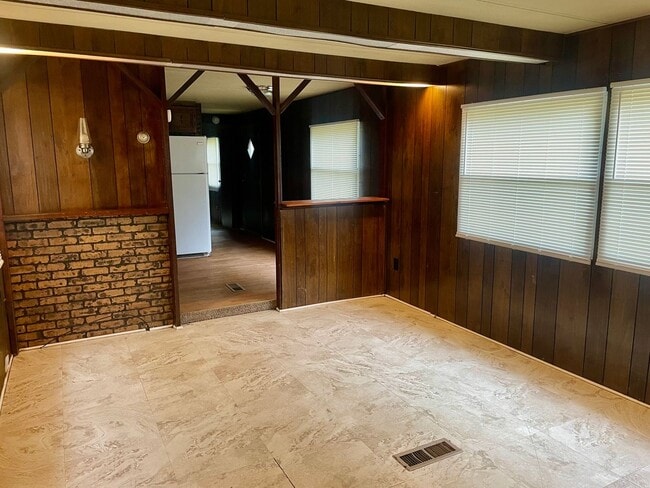 Photo - Two bedroom mobile home in peaceful countr...