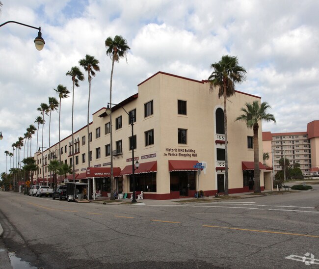 Photo - 238 Tampa Ave W