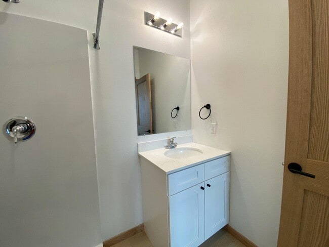 Egan Avenue Residence