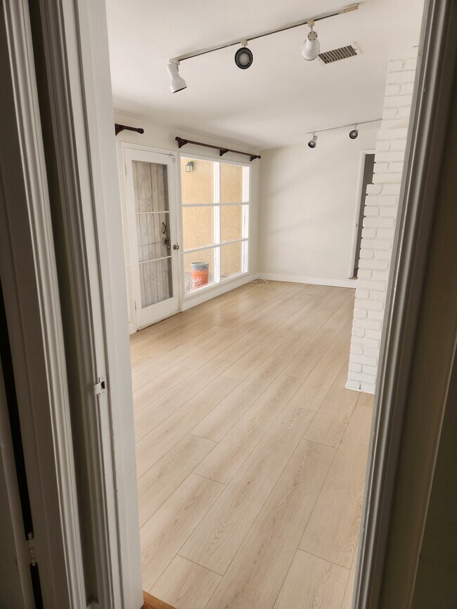 Photo - 12402 Killion St