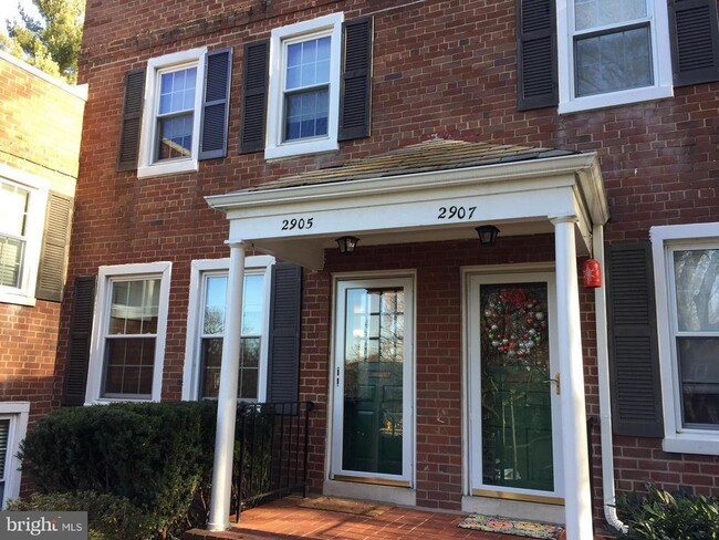 Photo - 2905 S Columbus St Townhome