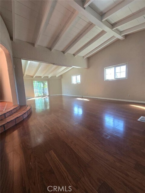 Photo - 558 N Lark Ellen Ave