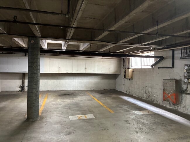 Photo - 1600 Ardmore Ave Unit 1600 Ardmore Avenue