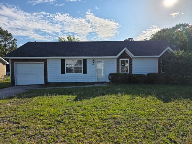 Building Photo - 206 S Ginger Dr