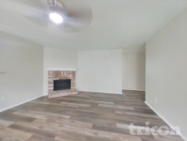 2636 Peach Dr