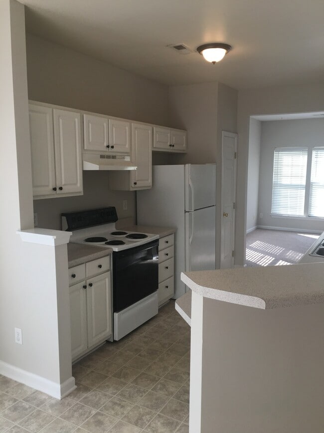 Photo - Greer, 2bd/2.1ba, 1484SF