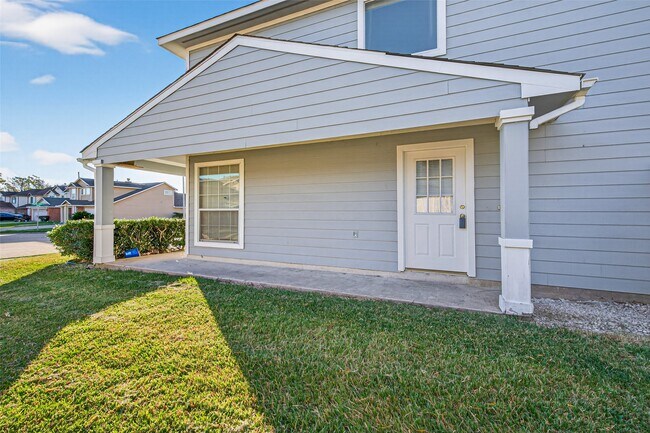 Photo - 3006 Palace Oaks Dr