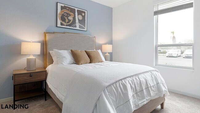 9301 Summit Centre Way Unit 1313