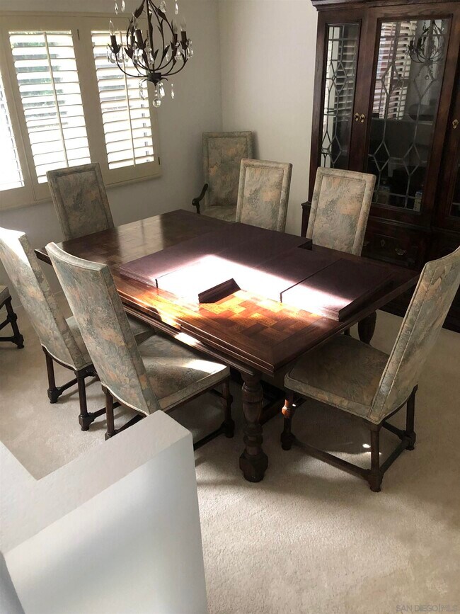 Photo - 8998 Montrose Way