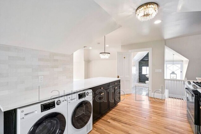 Photo - 1126 Lafayette St Unidad #4