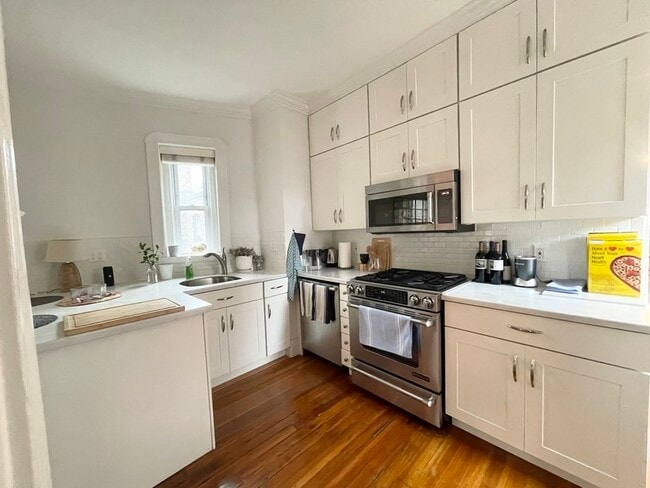 Photo - 145 Charles St Unidad 4