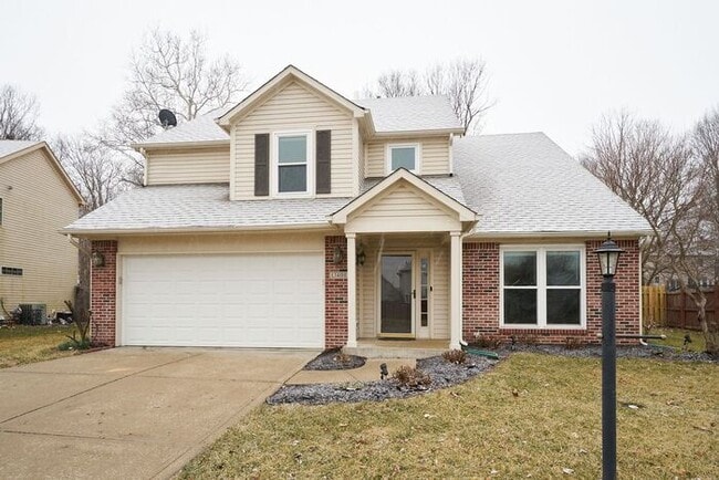 Building Photo - 4 BR with Great Floorplan in Carmel Schools! Rental
