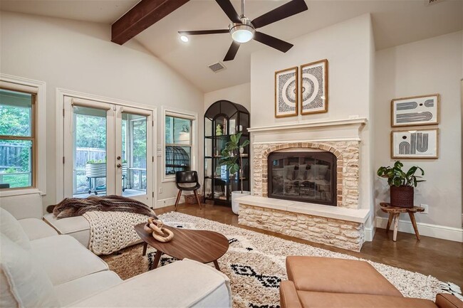 Photo - 21825 Briarcliff Dr