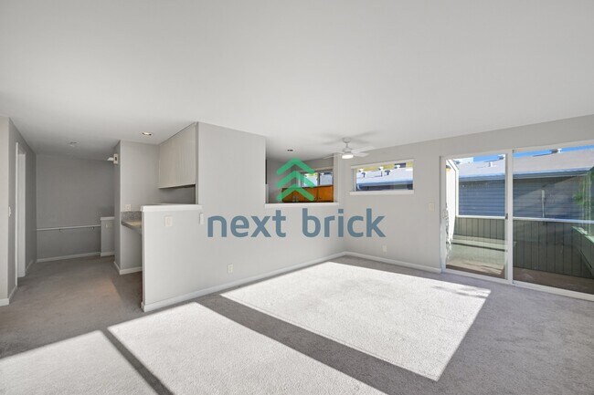 Welcome to this beautifully updated 2-bedroom, 1-bath apartment located in the heart of Queen Anne
