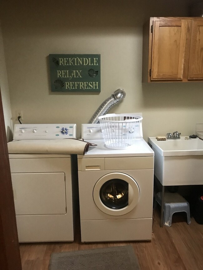 Photo - 17306 Lakeview Blvd