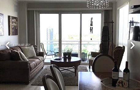 6917 Collins Ave Unit PH20