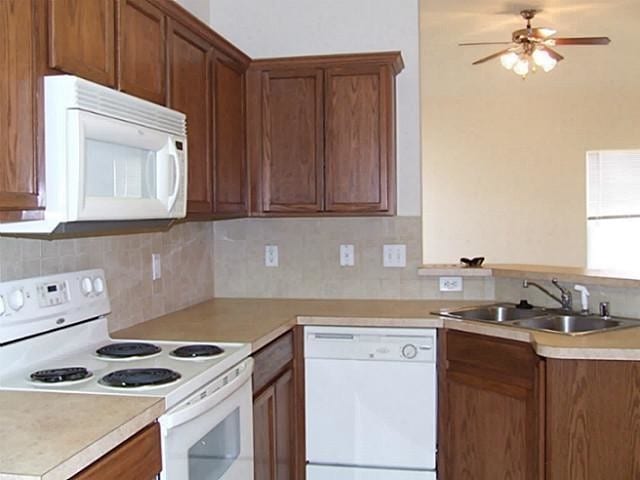 Photo - 422 Blake Ln