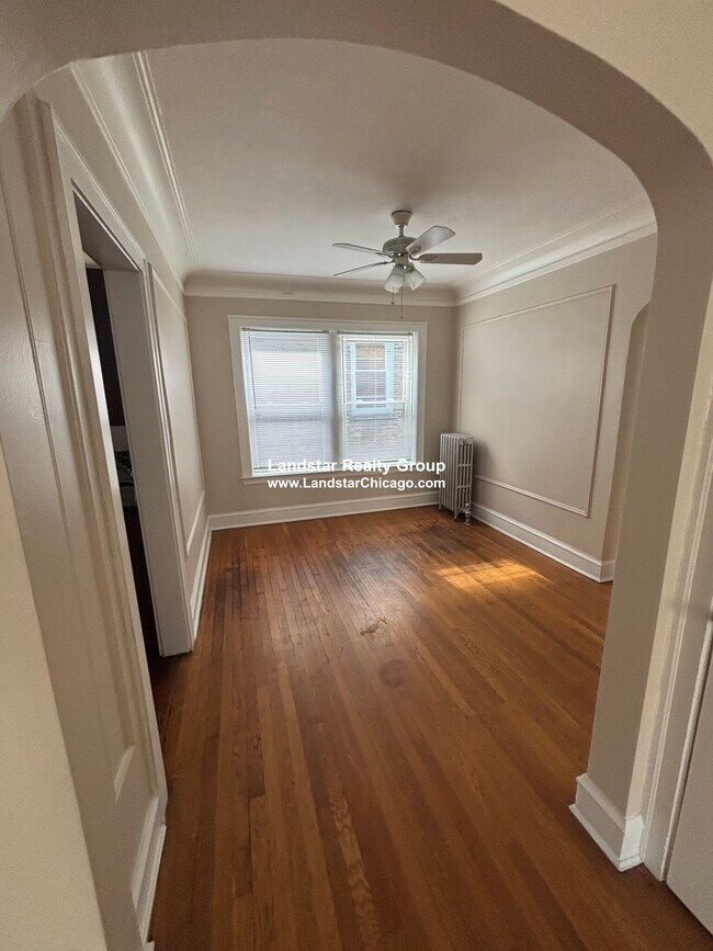Photo - 1924 W Morse Ave Unit 3N
