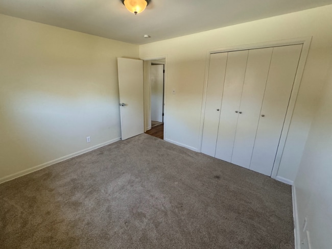 Photo - 900 E 112th Pl Unit 1