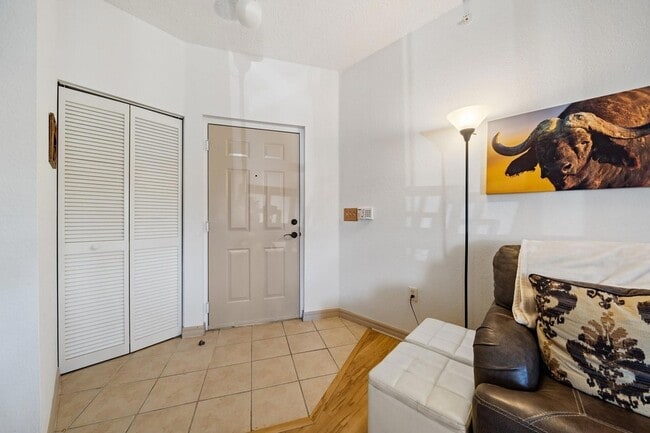 Photo - 3019 Alcazar Pl Unit 107